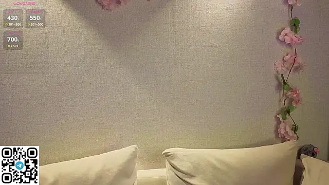 Snapshot of Anadeyaaa chatting on February 9, 2026, 10:14 pm Anadeyaaa online show from February 9, 2026, 10:14 pm