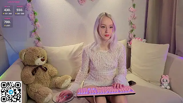 Snapshot of Anadeyaaa chatting on February 17, 2026, 10:16 pm Anadeyaaa online show from February 17, 2026, 10:16 pm