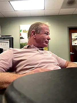 hintly online show from December 4, 2025, 9:34 pm