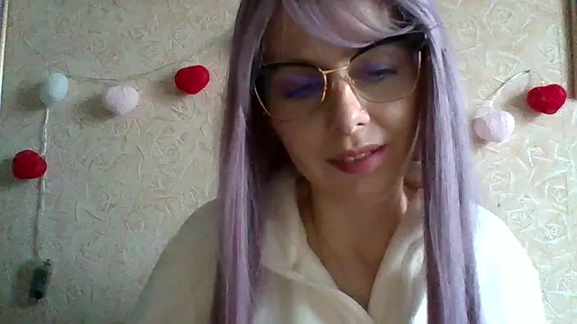 Snapshot of LuminousLady chatting on February 14, 2025, 7:28 am LuminousLady online show from February 14, 2025, 7:28 am