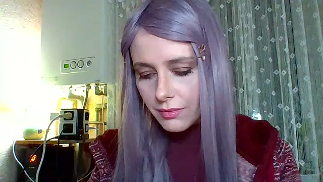 Snapshot of LuminousLady chatting on February 19, 2025, 7:27 pm LuminousLady online show from February 19, 2025, 7:27 pm
