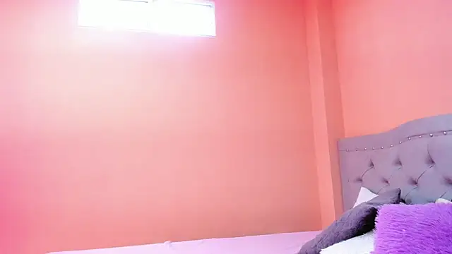 littletammy4u  online show from March 2, 2025, 12:43 pm