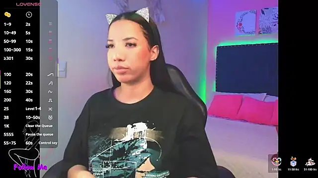 SallyWhitee online show from November 30, 2025, 3:54 am