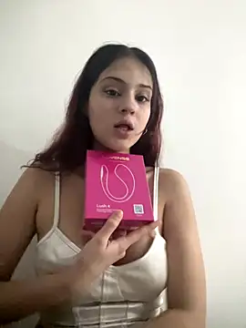 Snapshot of AngelRuby chatting on December 20, 2025, 10:11 am AngelRuby online show from December 20, 2025, 10:11 am