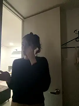 Snapshot of AngelRuby chatting on January 17, 2026, 9:14 am AngelRuby online show from January 17, 2026, 9:14 am