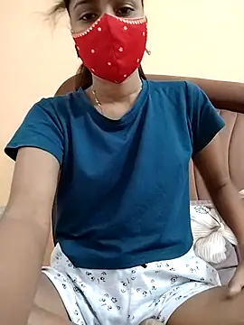 fuungirl38 online show from October 24, 2025, 10:11 am