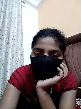 fuungirl38 online show from April 5, 2026, 5:32 pm