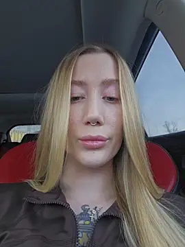 Snapshot of Pussy_Drive03 chatting on February 14, 2026, 4:42 am Pussy Drive03 online show from February 14, 2026, 4:42 am