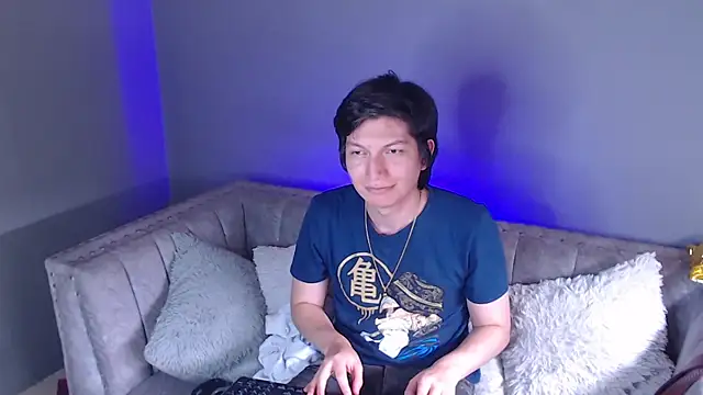 Snapshot of Golden-Boyy chatting on February 12, 2025, 3:27 pm Golden-Boyy online show from February 12, 2025, 3:27 pm
