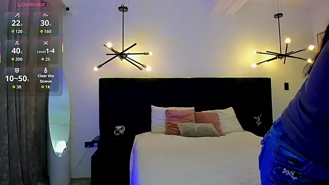 Snapshot of nattashaa7 chatting on October 20, 2025, 11:43 am nattashaa7 online show from October 20, 2025, 11:43 am