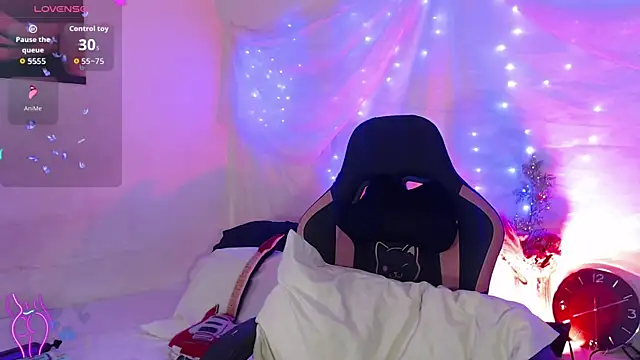 Snapshot of alaia_sweetxxx chatting on December 3, 2025, 1:13 am alaia sweetxxx online show from December 3, 2025, 1:13 am