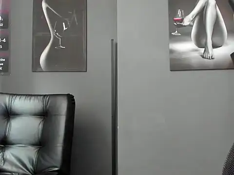 Snapshot of karlyjons12 chatting on October 13, 2025, 5:24 pm karlyjons12 online show from October 13, 2025, 5:24 pm