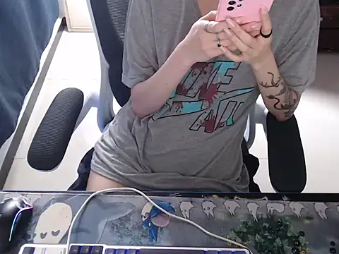 Snapshot of nian_2024 chatting on January 15, 2026, 4:33 pm nian 2024 online show from January 15, 2026, 4:33 pm