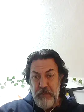 jeans and emma online show from October 21, 2025, 12:22 am