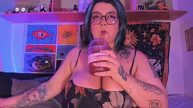 Banana squirt online show from November 22, 2025, 9:58 pm