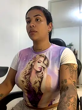 tinalove7 online show from December 16, 2025, 3:06 pm