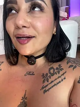 Madissonlove 1 online show from February 27, 2026, 5:57 pm