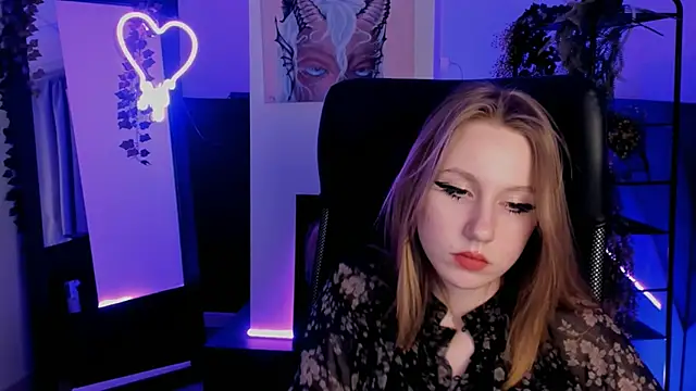 Snapshot of DariaTate chatting on February 23, 2025, 6:01 pm DariaTate online show from February 23, 2025, 6:01 pm