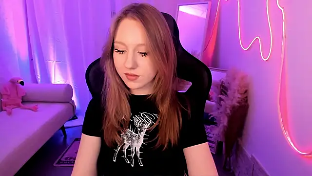 Snapshot of DariaTate chatting on February 8, 2026, 11:46 am DariaTate online show from February 8, 2026, 11:46 am