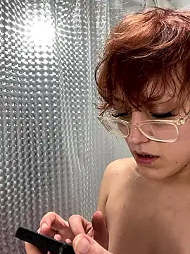 Snapshot of grassXass420 chatting on January 6, 2026, 2:48 am grassXass420 online show from January 6, 2026, 2:48 am