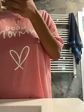 BonyBon29 online show from July 16, 2026, 6:52 am