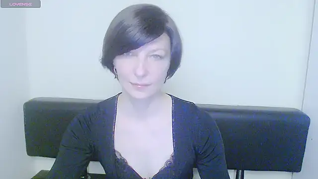 Snapshot of _AngeliaFlow_ chatting on February 7, 2025, 11:01 am AngeliaFlow online show from February 7, 2025, 11:01 am