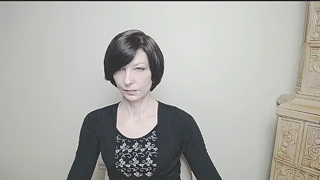 Snapshot of _AngeliaFlow_ chatting on February 27, 2025, 7:12 am AngeliaFlow online show from February 27, 2025, 7:12 am