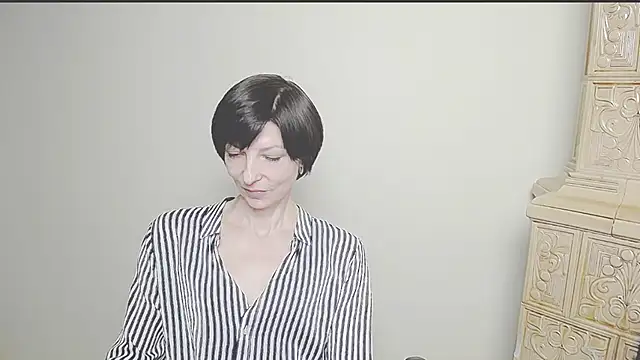 Snapshot of _AngeliaFlow_ chatting on March 11, 2025, 10:18 am AngeliaFlow online show from March 11, 2025, 10:18 am