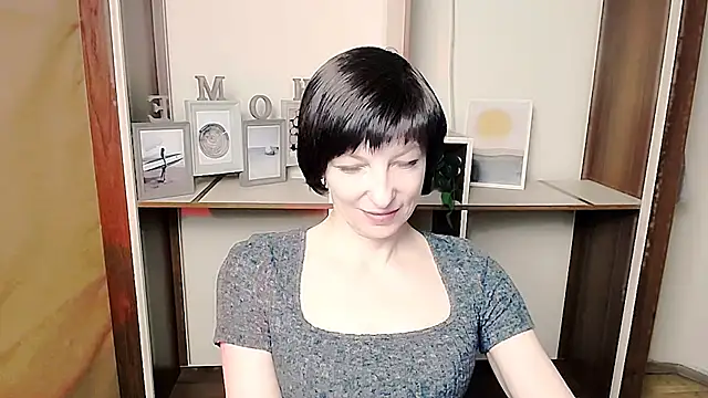  AngeliaFlow  online show from February 20, 2026, 8:16 am