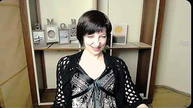  AngeliaFlow  online show from March 7, 2026, 6:21 am