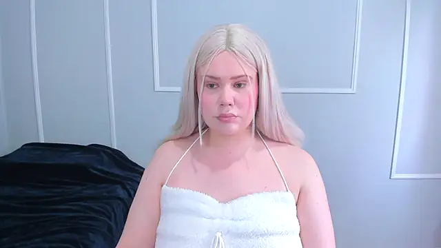 Snapshot of _leana_ chatting on October 24, 2025, 5:31 pm  leana  online show from October 24, 2025, 5:31 pm