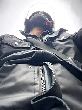 Snapshot of Rishwithr chatting on February 8, 2026, 1:53 am Rishwithr online show from February 8, 2026, 1:53 am