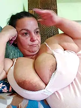 Snapshot of IvettkeXXX chatting on September 30, 2025, 11:48 am IvettkeXXX online show from September 30, 2025, 11:48 am