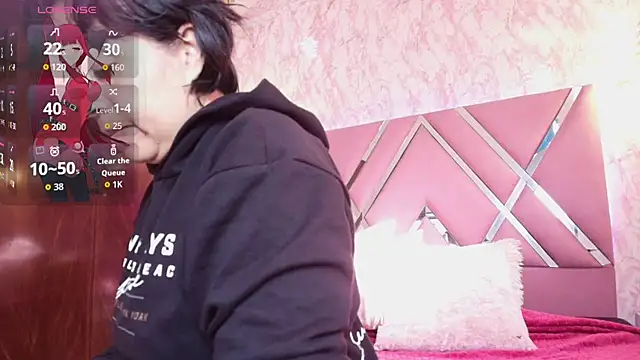 Saori Sann  online show from December 18, 2025, 1:28 pm