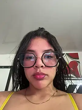 HannahFiore online show from February 27, 2025, 10:09 pm