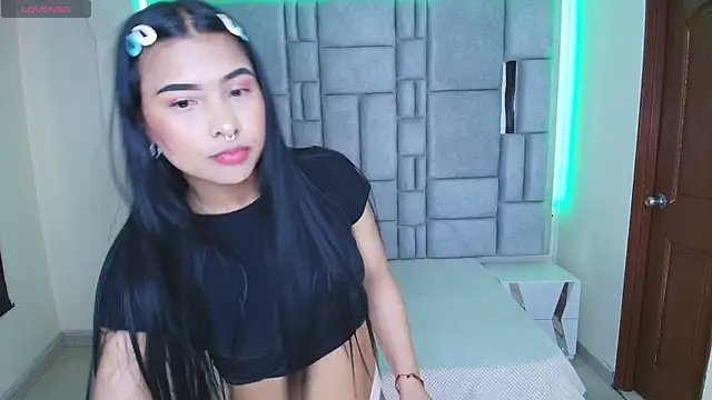 Snapshot of Vera_Best_ chatting on March 20, 2025, 2:42 pm Vera Best online show from March 20, 2025, 2:42 pm