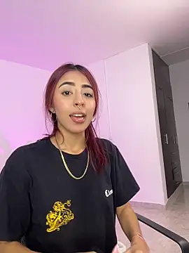 Mirandaa Rogers online show from April 13, 2026, 7:08 pm