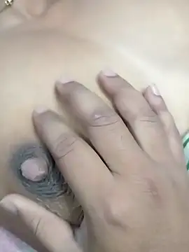 Snapshot of simrun70 chatting on January 11, 2026, 12:26 am simrun70 online show from January 11, 2026, 12:26 am