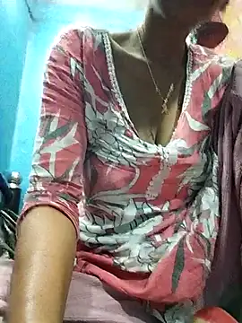 Snapshot of simrun70 chatting on February 10, 2026, 12:48 am simrun70 online show from February 10, 2026, 12:48 am