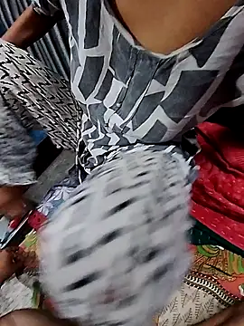 Snapshot of simrun70 chatting on February 28, 2026, 11:50 pm simrun70 online show from February 28, 2026, 11:50 pm