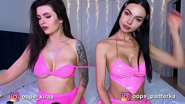 AmyLeeplay online show from February 11, 2026, 5:07 pm