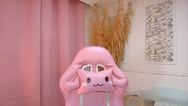 Danella houston online show from February 23, 2026, 8:50 pm