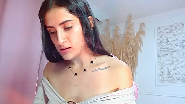 Danella houston online show from June 20, 2026, 7:38 pm