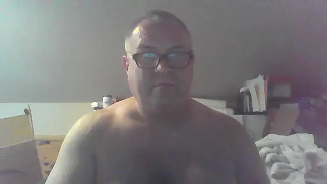 Snapshot of mkestr69 chatting on July 29, 2026, 5:33 pm mkestr69 online show from July 29, 2026, 5:33 pm