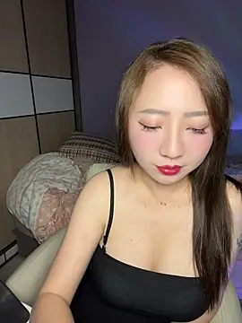 Hannababy  online show from June 4, 2026, 2:12 pm