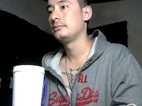 vampireathome online show from September 9, 2025, 6:13 am