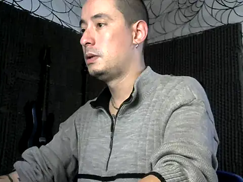 Snapshot of vampireathome chatting on February 25, 2026, 8:29 pm vampireathome online show from February 25, 2026, 8:29 pm