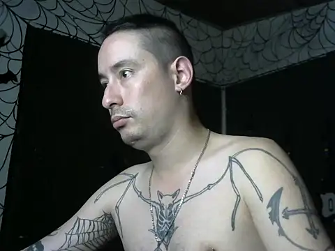 Snapshot of vampireathome chatting on March 10, 2026, 7:13 am vampireathome online show from March 10, 2026, 7:13 am