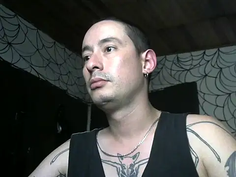 Snapshot of vampireathome chatting on March 22, 2026, 5:33 am vampireathome online show from March 22, 2026, 5:33 am