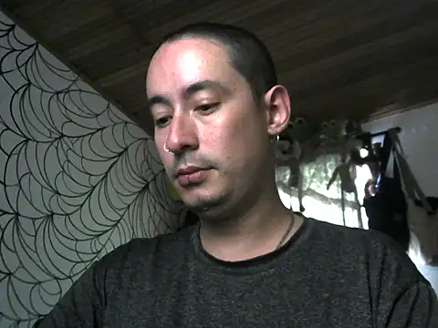 Snapshot of vampireathome chatting on April 23, 2026, 6:54 pm vampireathome online show from April 23, 2026, 6:54 pm